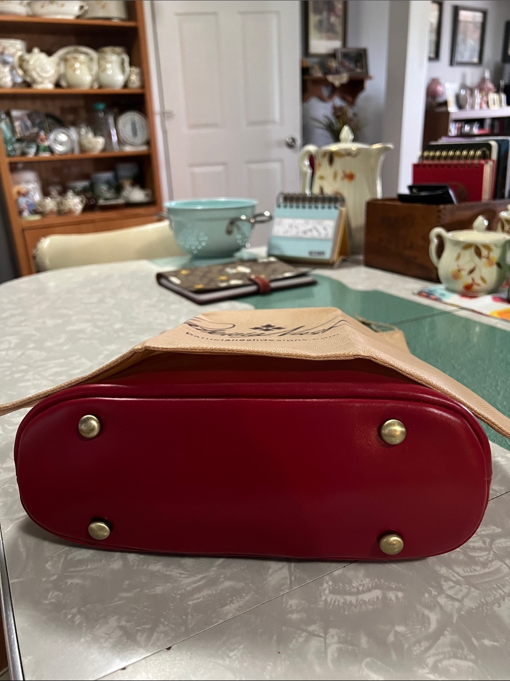 Patricia Nash Red Leather Frame-Top Shoulder Bag - Picture 3 of 6